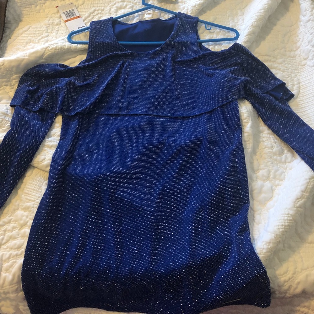 Michael Kors cold shoulder top size small- unworn